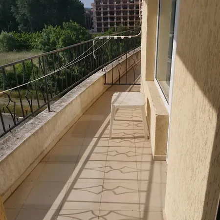 Azzuro Apartment *